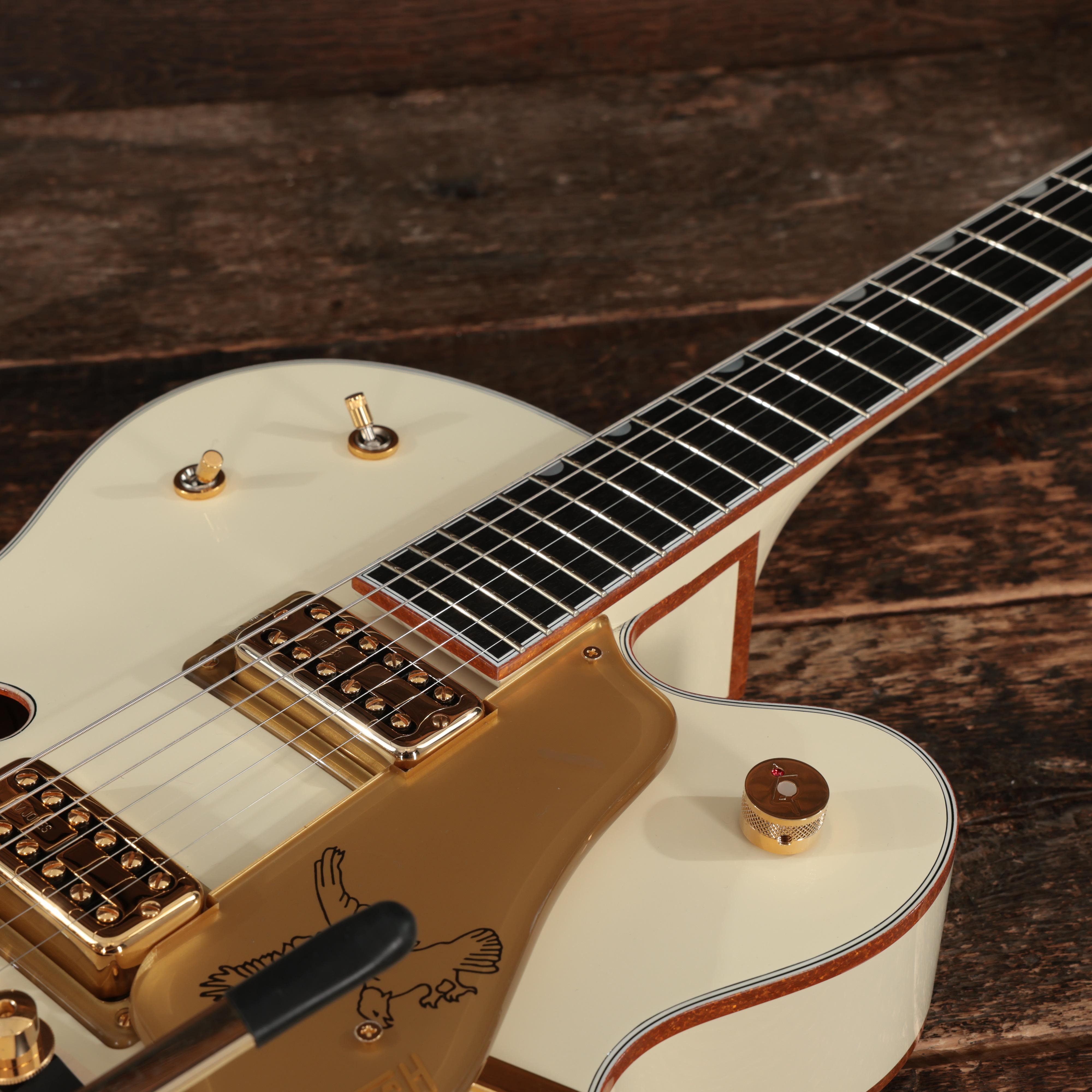 Gretsch G6136T-59GE 1959 Falcon with Bigsby in Vintage White